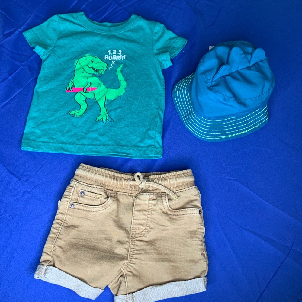 Dino day T-shirt and hat set🦖